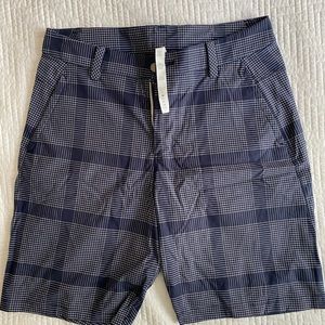 Lulu golf shorts